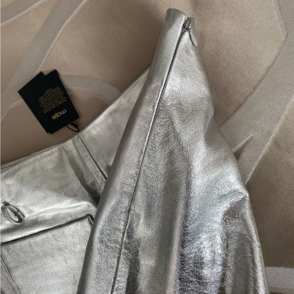MAJE IROSUM LEATHER SHORTS Silver NWT Size-38 no belt - Picture 6 of 8